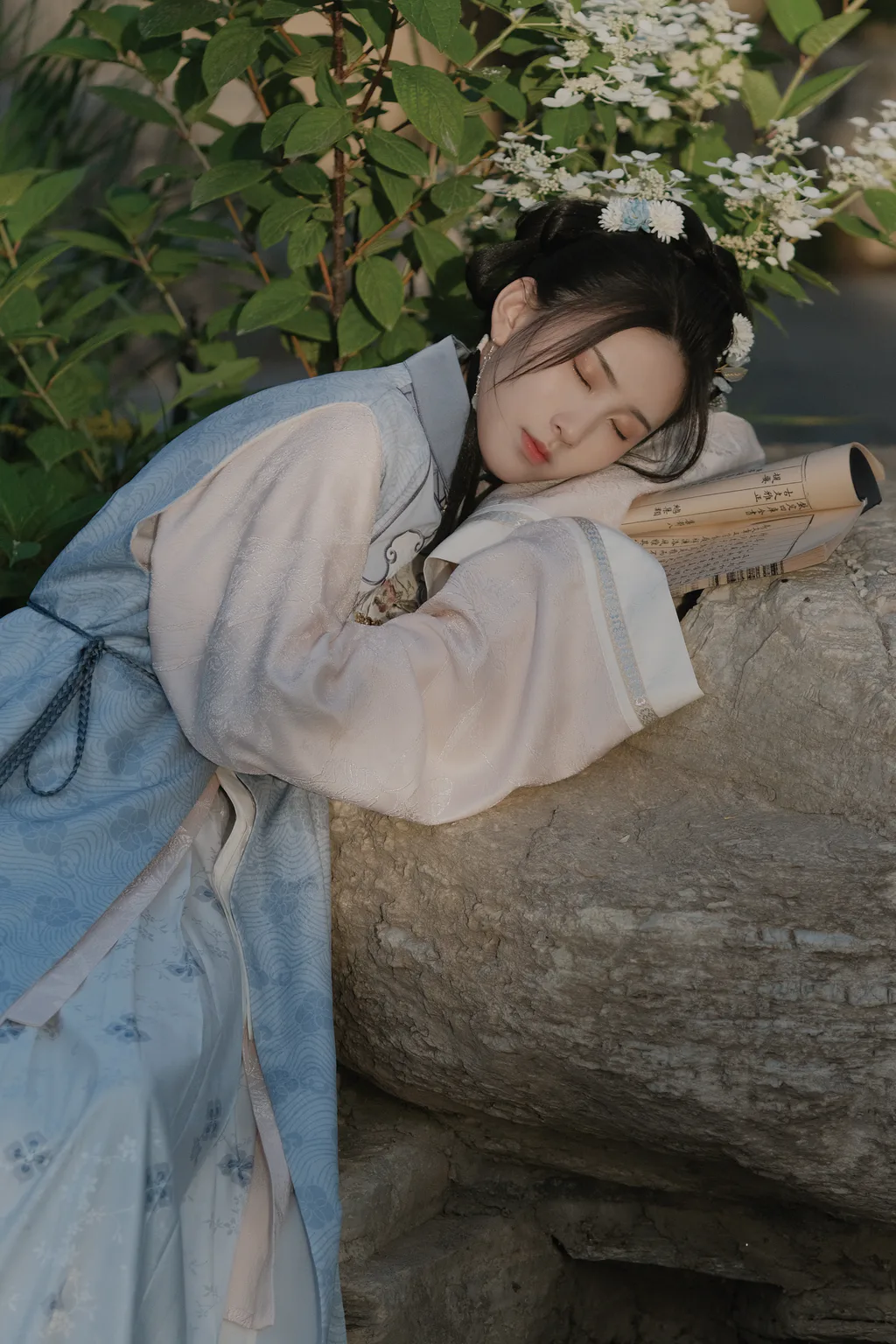 [YITUYU艺图语]2023.08.03 黛玉 赵敏[21+1P/329MB] - 1