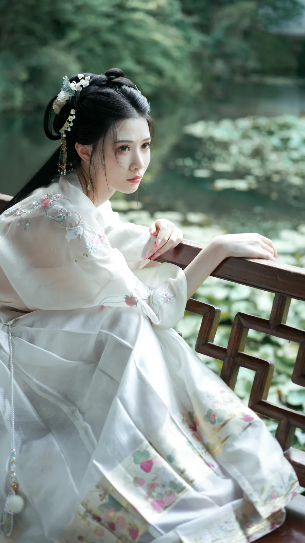 [YITUYU艺图语]2023.08.03 游园忆梦 雪糕[32+1P/426MB]