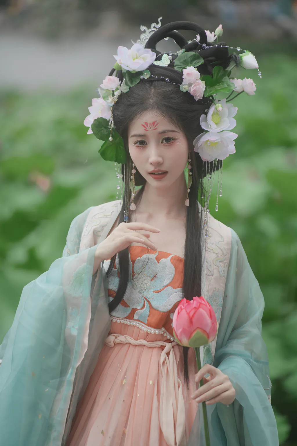 [YITUYU艺图语]2023.08.04 十二花神之荷花花神 绵绵[35+1P/486MB] - 1
