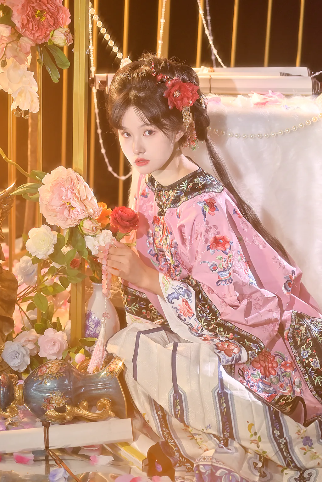 [YITUYU艺图语]2023.08.12 笼中鸟 蛋糕杀手[26+1P/477MB]