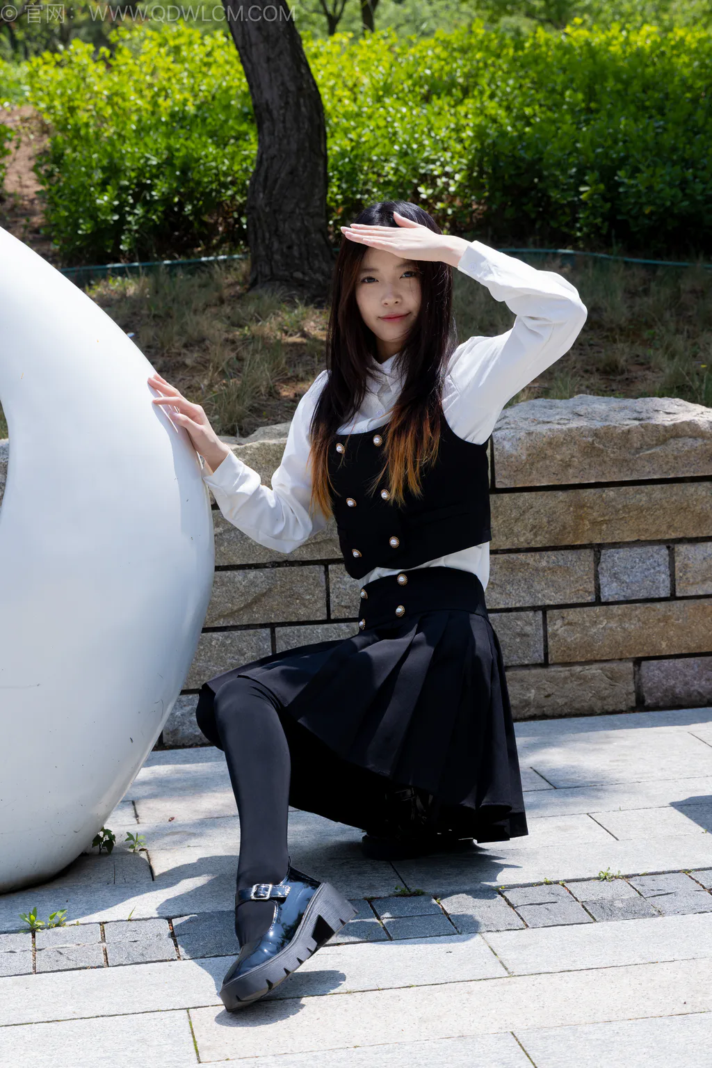 勿恋传媒 NO.2781 茯苓-皮鞋、厚黑丝、jk至服、户外丝袜[312P/1V/6.70GB]