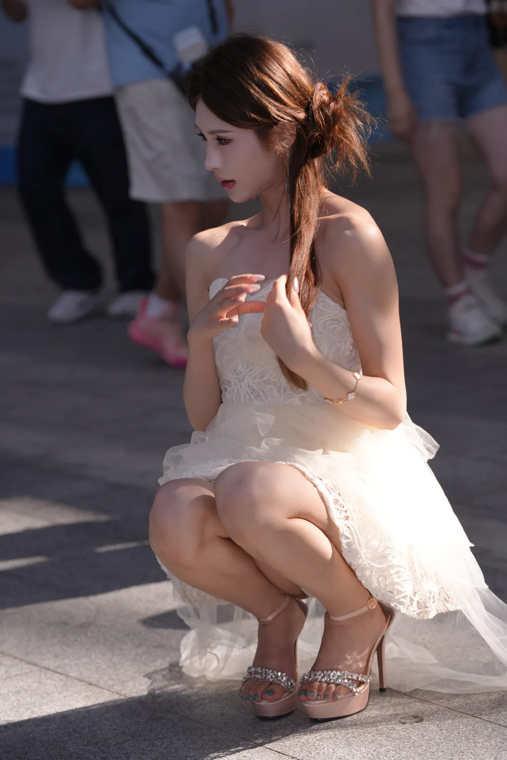 精选街拍作品 NO.7213 白裙甜美莎莎吖[72P/54MB] - 3
