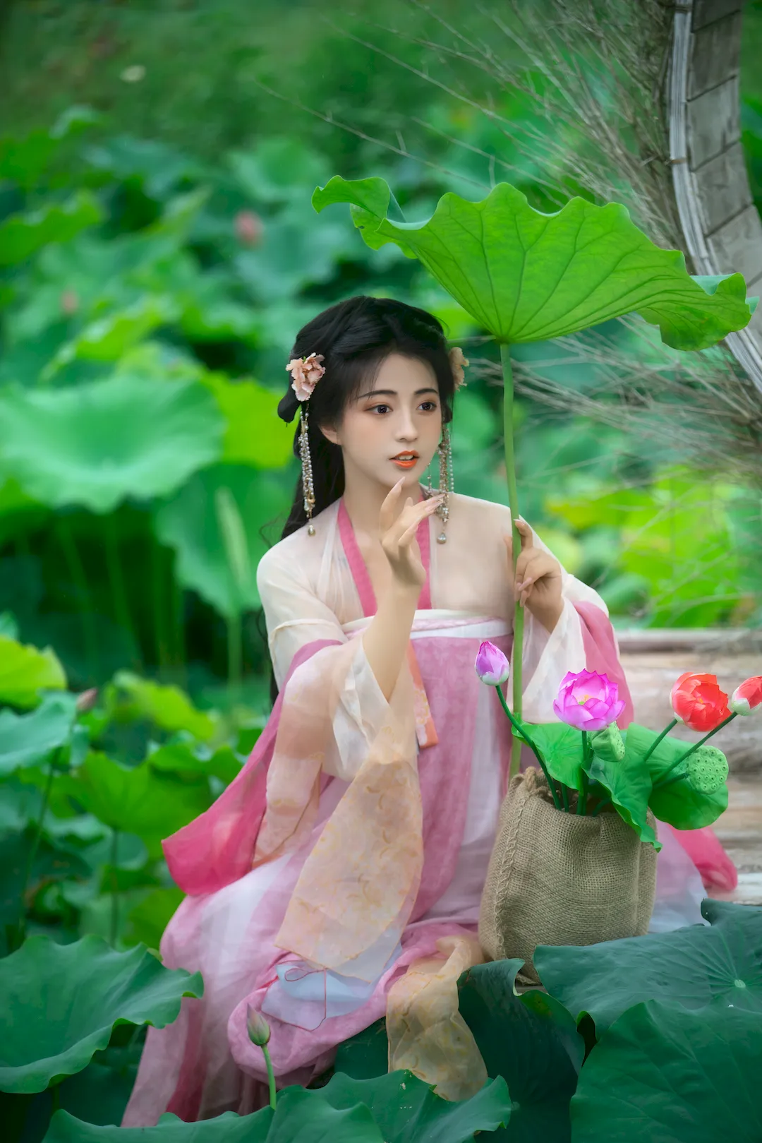 [YITUYU艺图语]2023.08.18 采莲曲 晚晚[52+1P/746MB] - 4