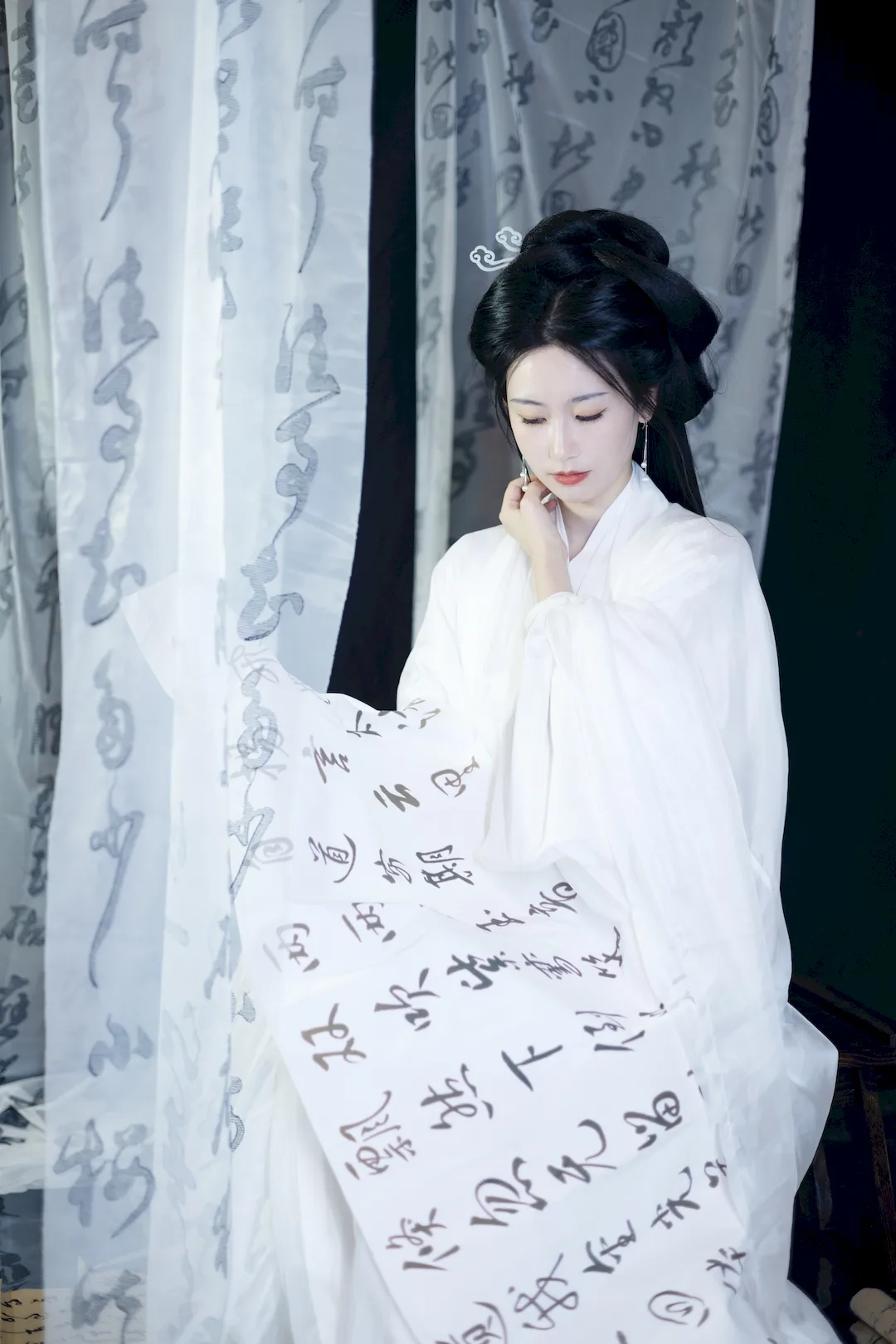 [YITUYU艺图语]2023.08.26 古相思曲 知时[26+1P/254MB] - 4